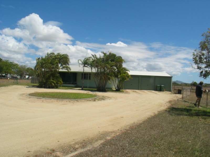 15 Eyles Road, Bowen QLD 4805