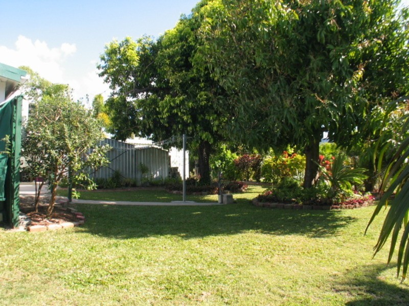 8 Carey Court, Bowen QLD 4805