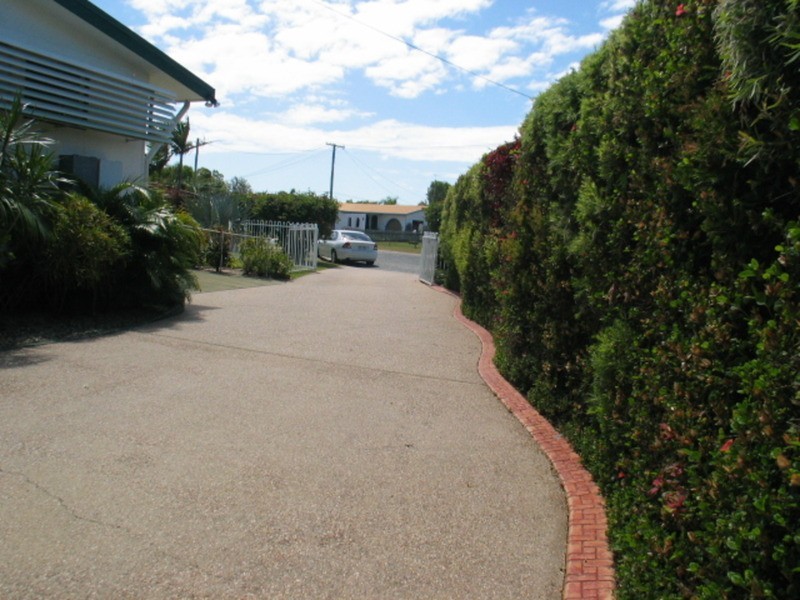 8 Carey Court, Bowen QLD 4805