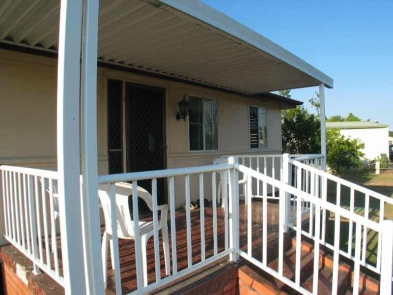 8 Murray Avenue, Bowen QLD 4805