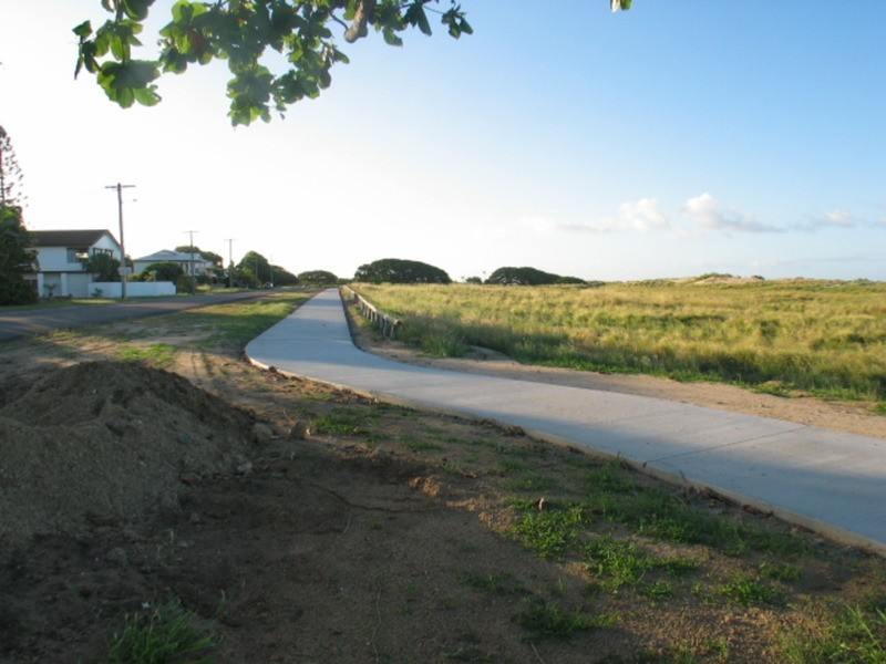 8 Murray Avenue, Bowen QLD 4805