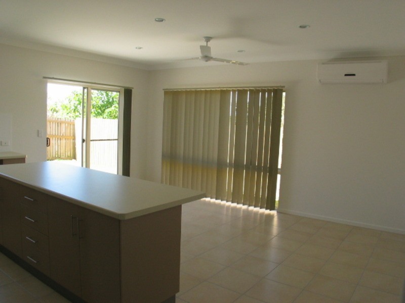 21 Seabreeze Close, Bowen QLD 4805