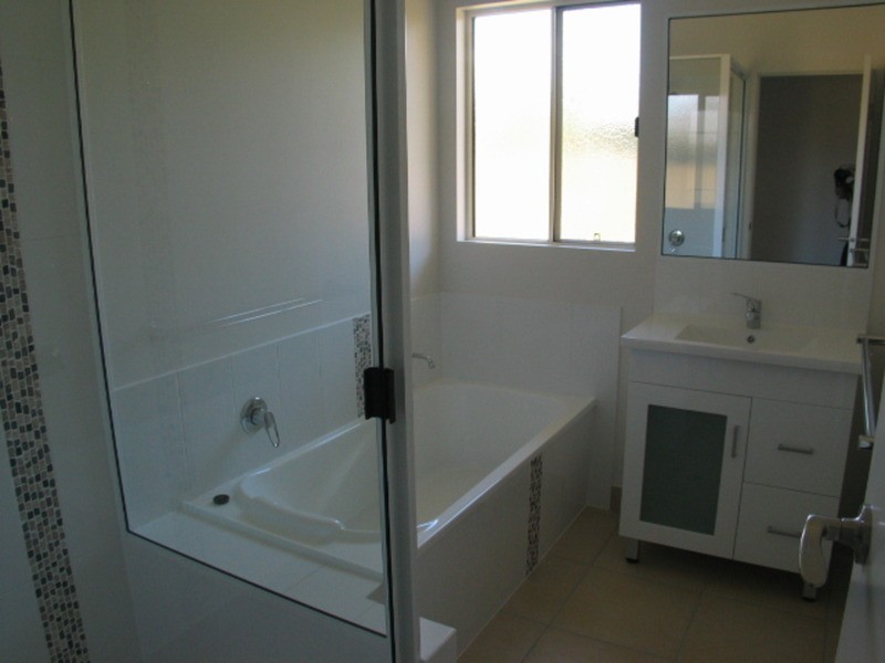 21 Seabreeze Close, Bowen QLD 4805
