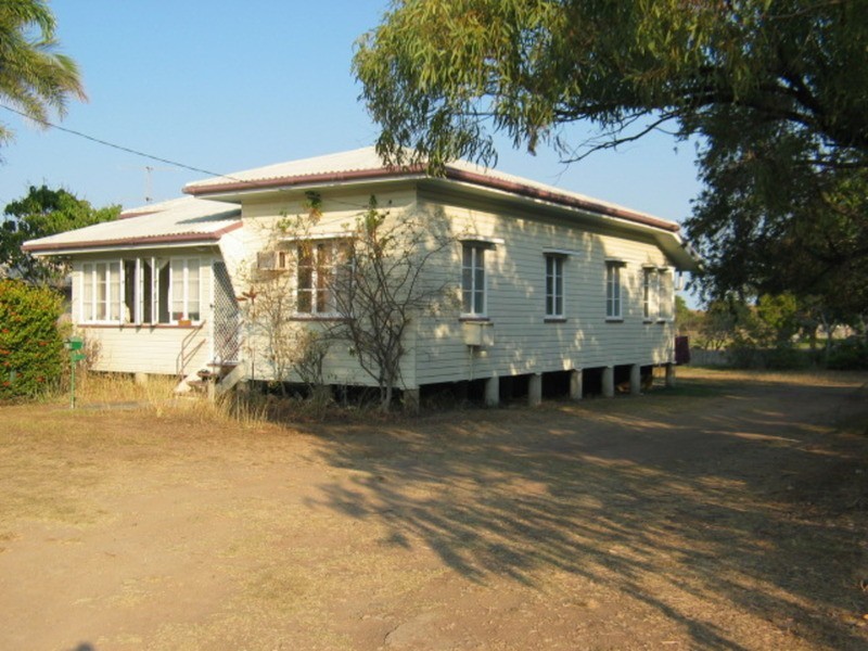 3 Gordon Street, Bowen QLD 4805