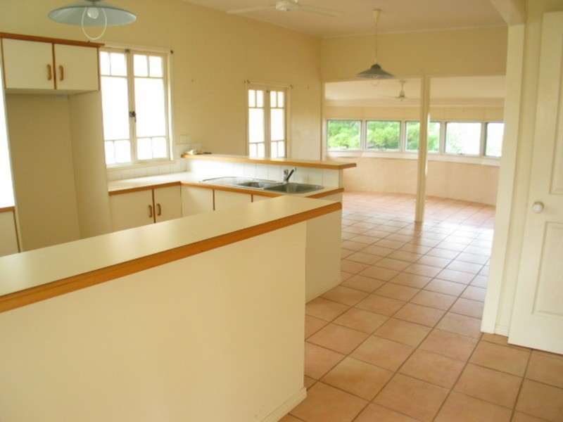 85 Williams Street, Bowen QLD 4805