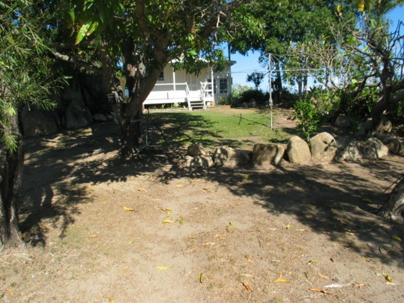 85 Williams Street, Bowen QLD 4805