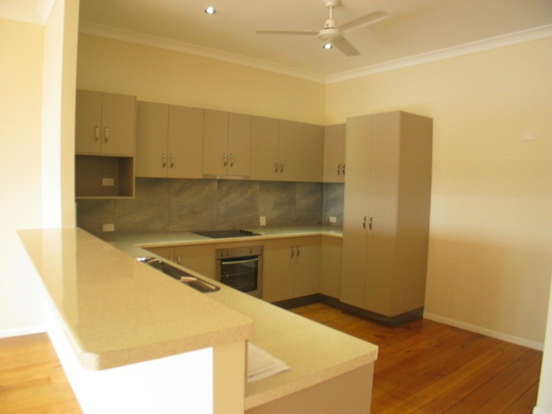33 Herbert Street, Bowen QLD 4805