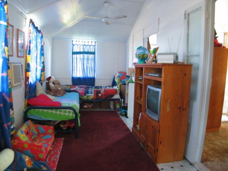 5 Leichhardt Street, Bowen QLD 4805