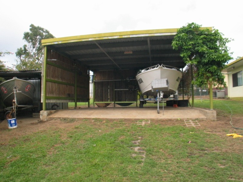 12 Sunset Crescent, Bowen QLD 4805