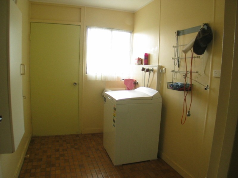 12 Sunset Crescent, Bowen QLD 4805