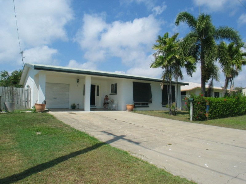9 Suthers Street, Bowen QLD 4805