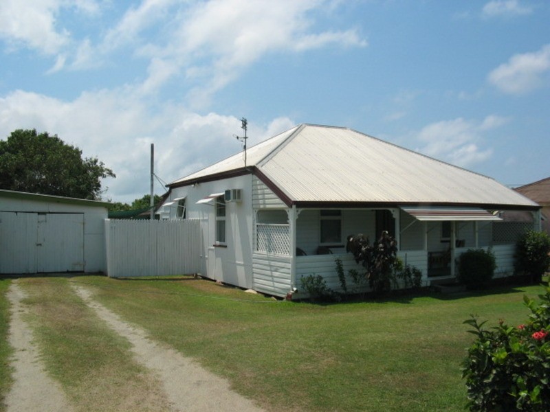 22 Poole Street, Bowen QLD 4805