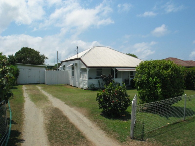 22 Poole Street, Bowen QLD 4805