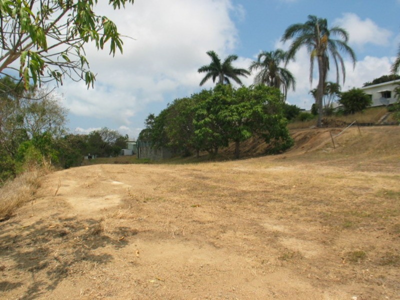 11 King Street, Bowen QLD 4805