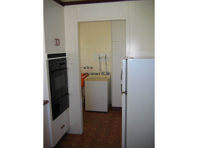 7 Kent Street, Bowen QLD 4805