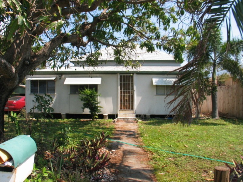 10 Johnston Street, Bowen QLD 4805