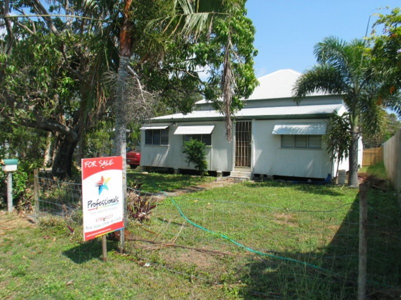 10 Johnston Street, Bowen QLD 4805