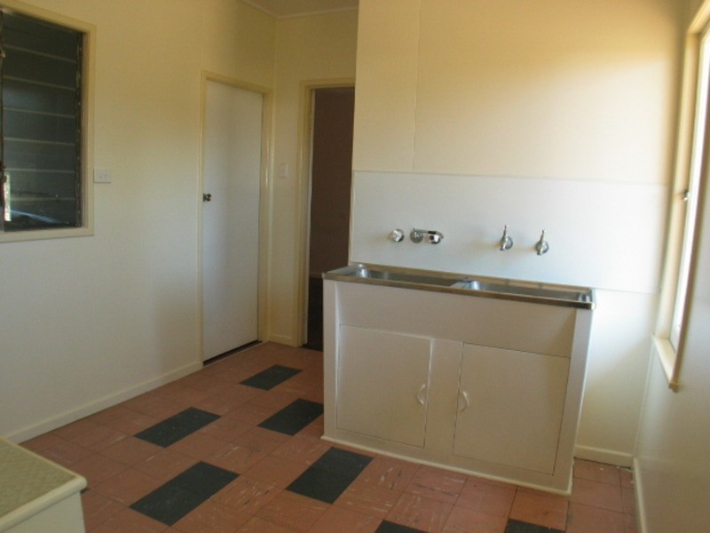 10A Leichhardt Street, Bowen QLD 4805