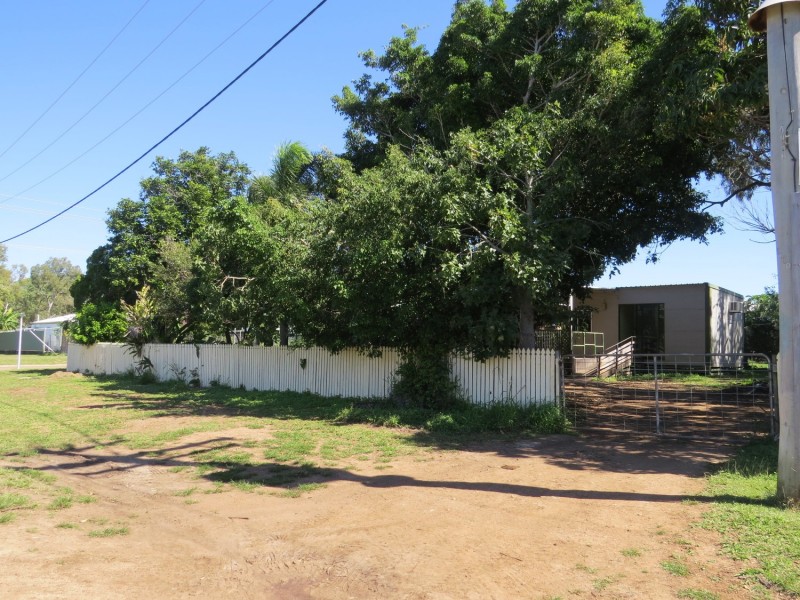 48 Pitcain Avenue, Bowen QLD 4805