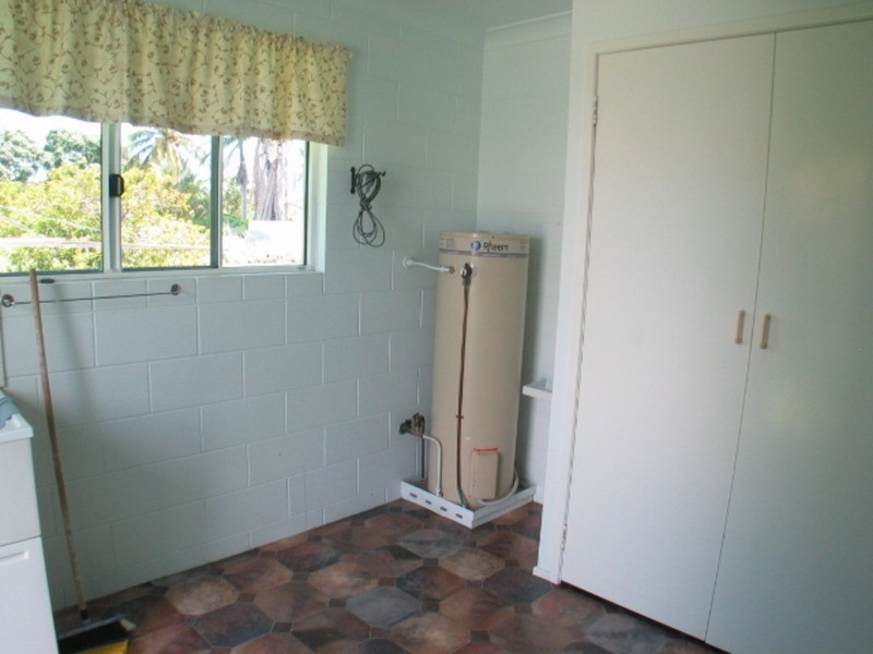 3 Jilletts Lane, Bowen QLD 4805