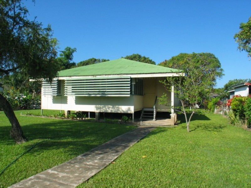 34 Tracey Street, Bowen QLD 4805