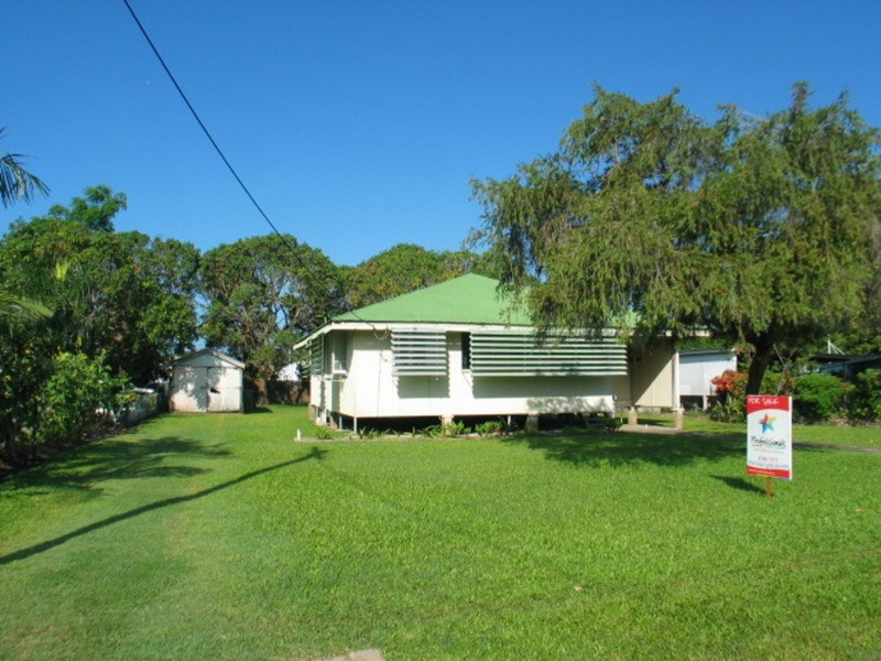 34 Tracey Street, Bowen QLD 4805