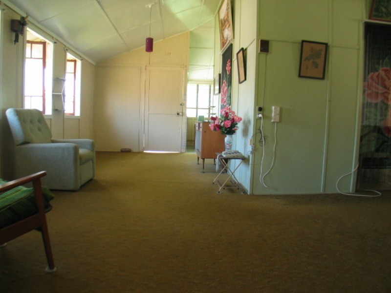 34 Tracey Street, Bowen QLD 4805