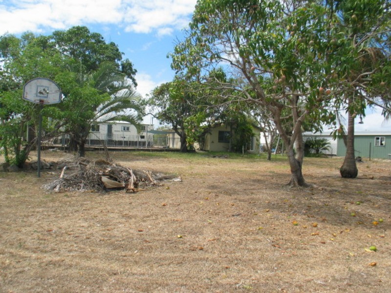 14B Livingstone Street, Bowen QLD 4805