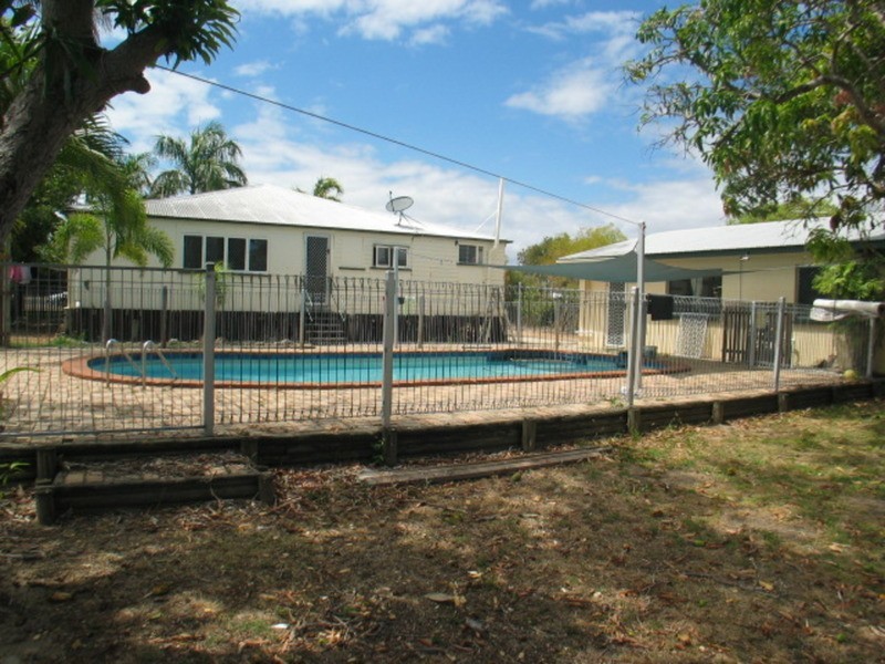 14A Livingstone, Bowen QLD 4805