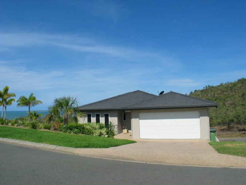 14 Grandview Terrace, Bowen QLD 4805