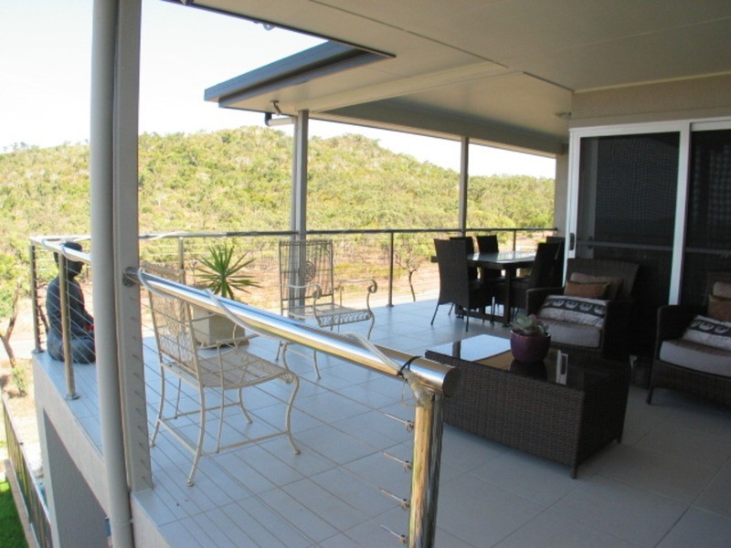 14 Grandview Terrace, Bowen QLD 4805