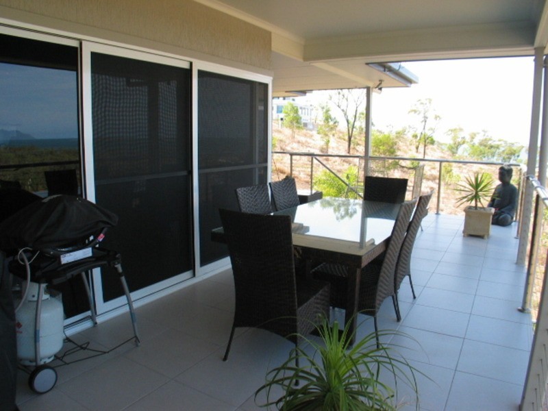 14 Grandview Terrace, Bowen QLD 4805