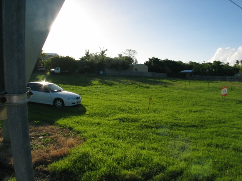 15 Queens Road, Bowen QLD 4805