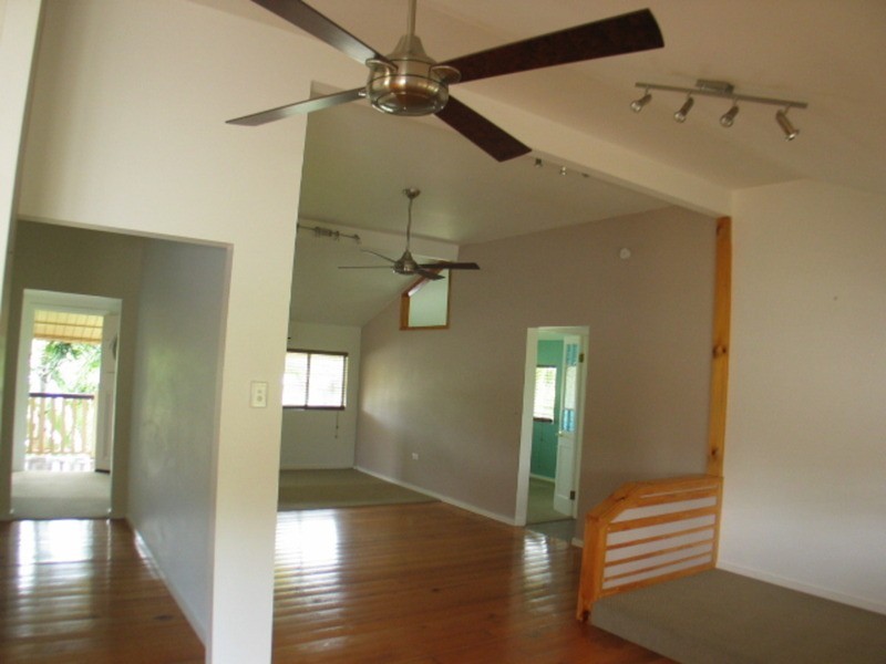 31 Livingstone Street, Bowen QLD 4805