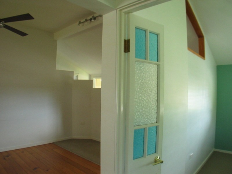 31 Livingstone Street, Bowen QLD 4805