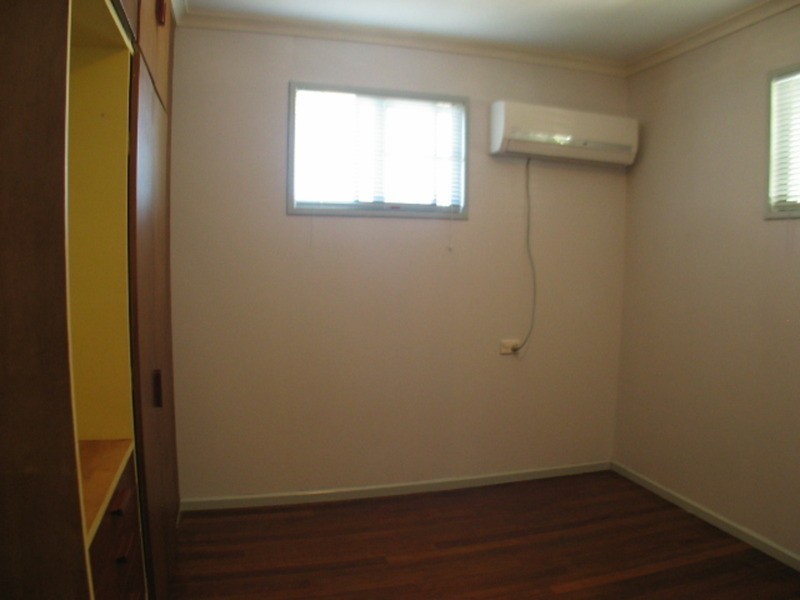 8 Carey Court, Bowen QLD 4805