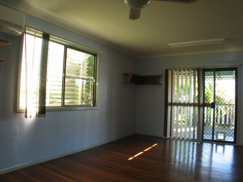 8 Carey Court, Bowen QLD 4805