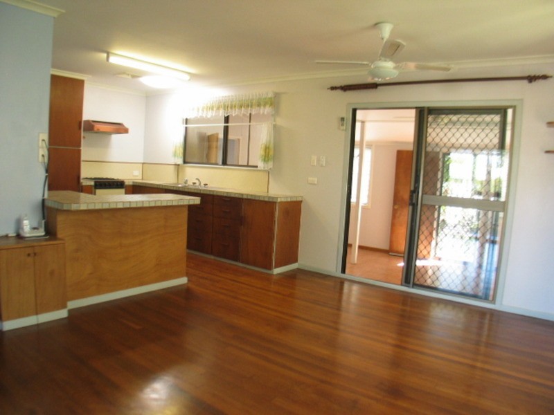 8 Carey Court, Bowen QLD 4805