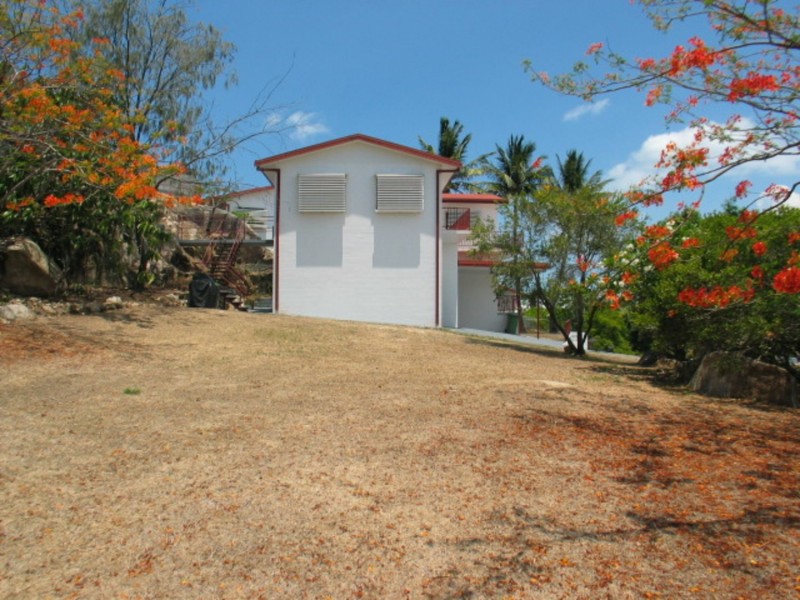 12 Poinciana Drive, Bowen QLD 4805