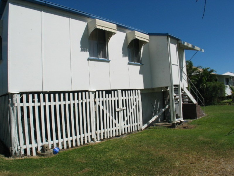 112 Herbert Street, Bowen QLD 4805