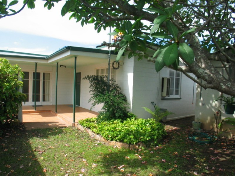 12 Leichhardt Street, Bowen QLD 4805