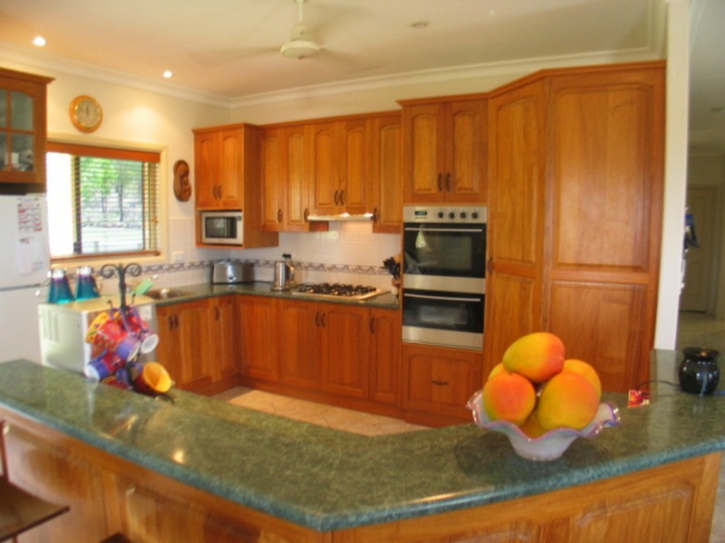27 Africandar Road, Bowen QLD 4805