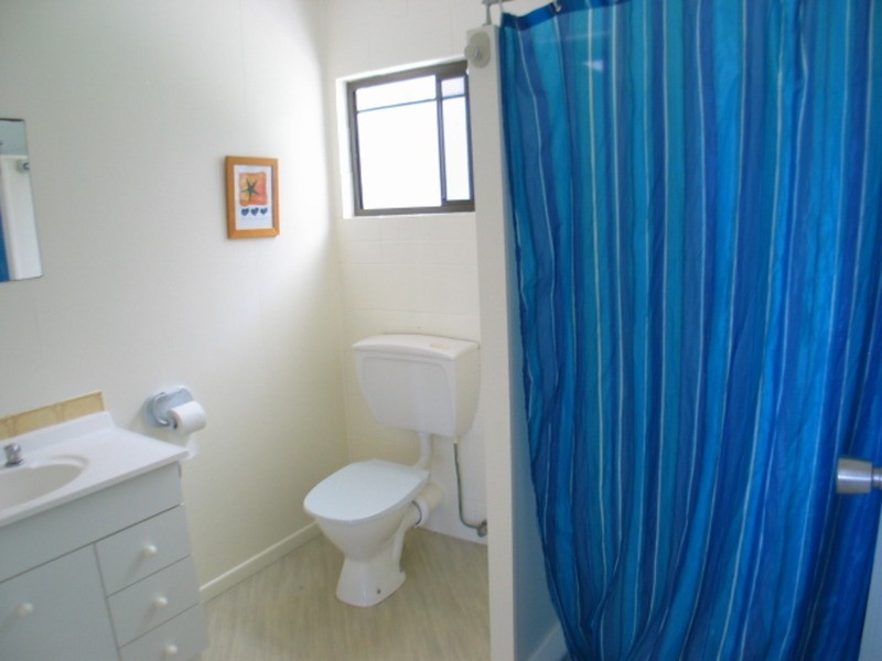 2/10 Poinciana Drive, Bowen QLD 4805