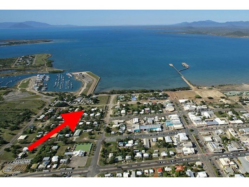 12 Dalrymple Street, Bowen QLD 4805