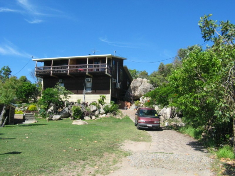 2/7 Banyan Drive, Bowen QLD 4805