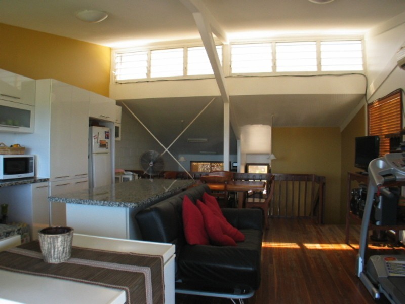 2/7 Banyan Drive, Bowen QLD 4805