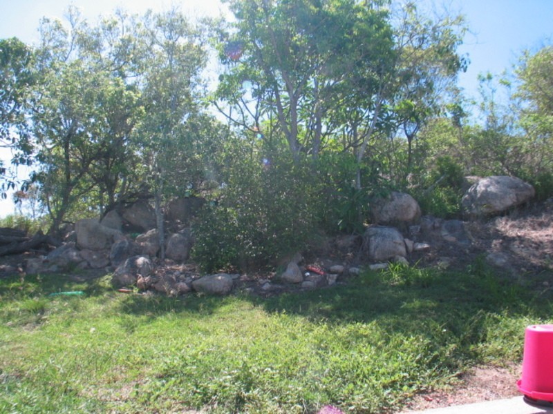 2/7 Banyan Drive, Bowen QLD 4805