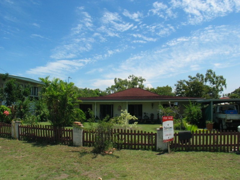 5 Robe Street, Bowen QLD 4805