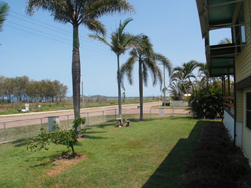 95 The Esplanade, Bowen QLD 4805