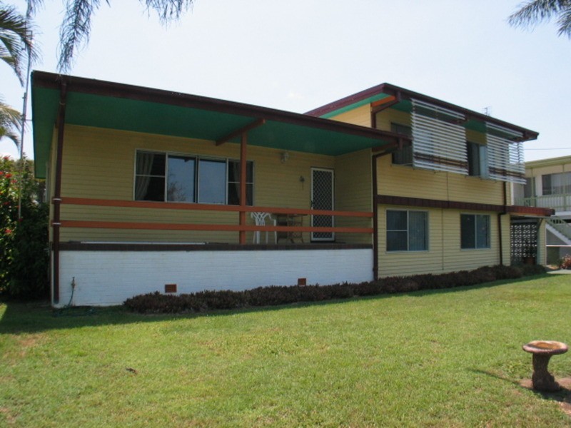 95 The Esplanade, Bowen QLD 4805